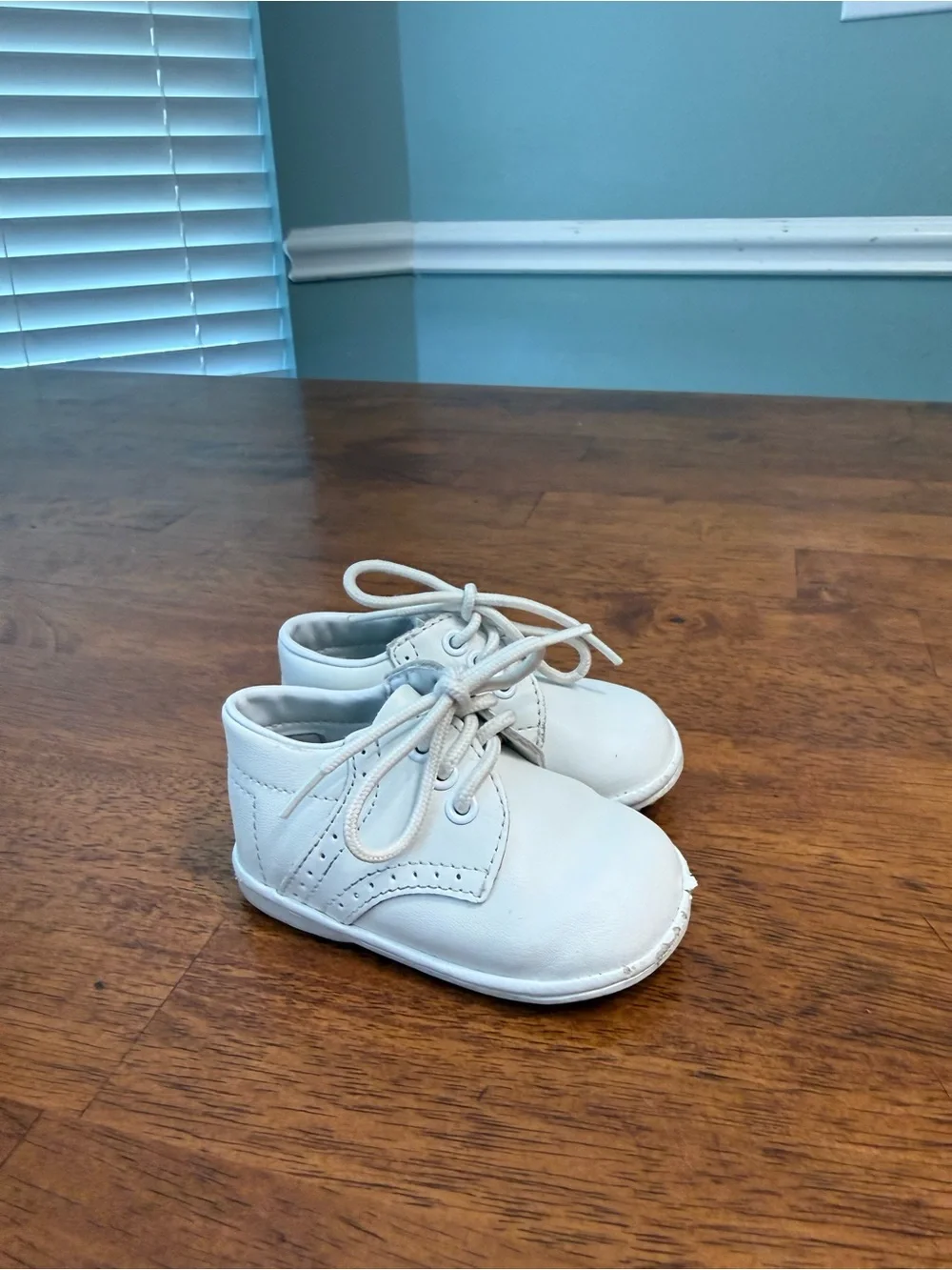L'Amour Angel James White Leather High Top Lace Up Oxford Baby Walking Shoes 2